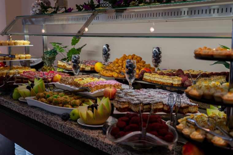 Hrană şi cocktailuri